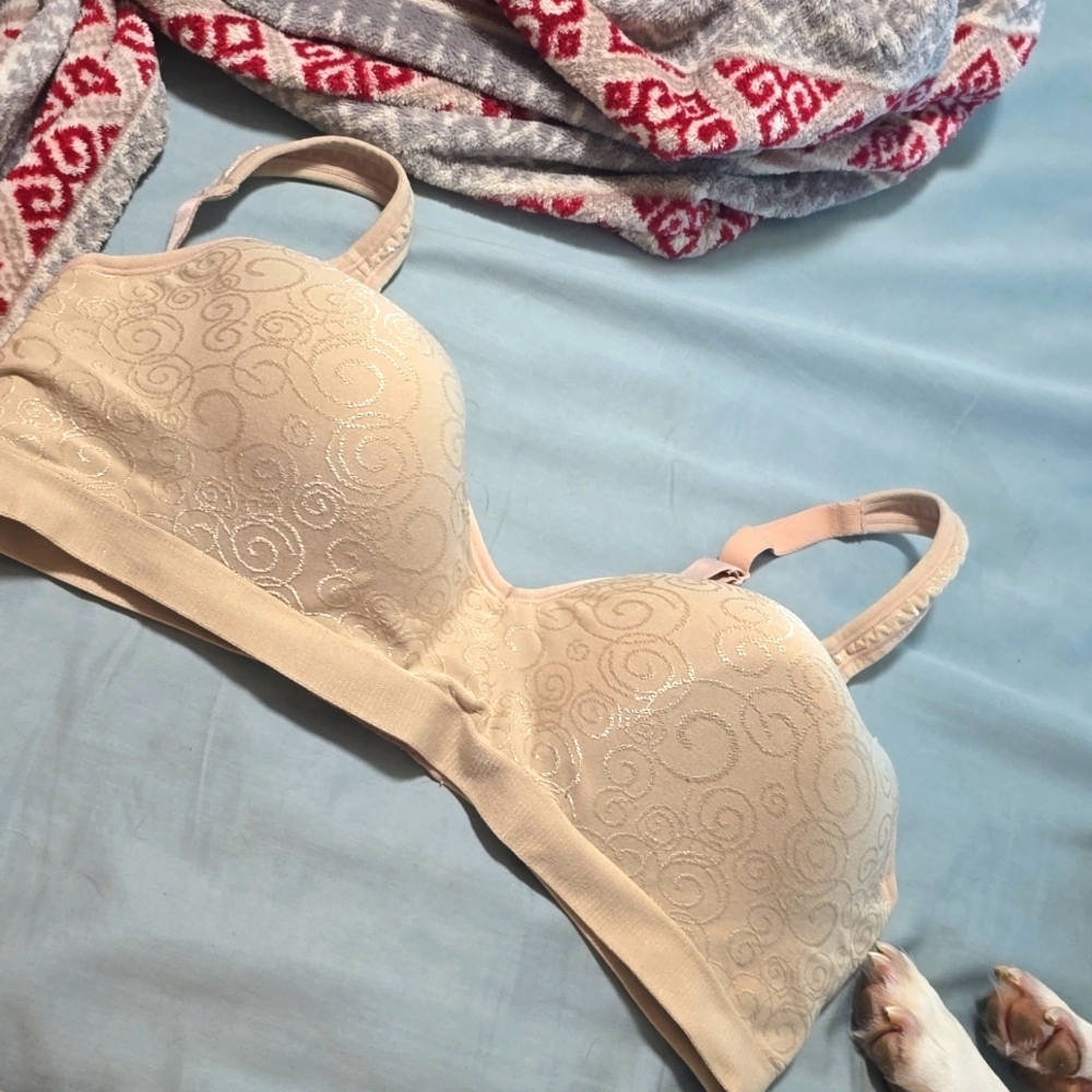 Bali wireless bra 42b